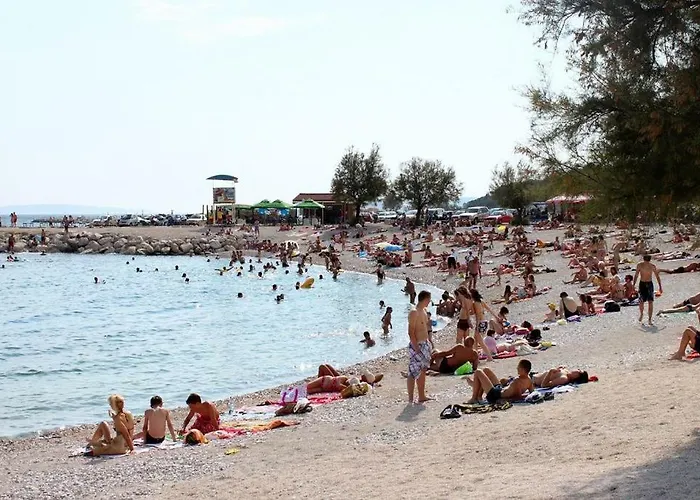 Διαμέρισμα Luka *