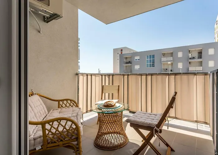 Luka Apartment Split